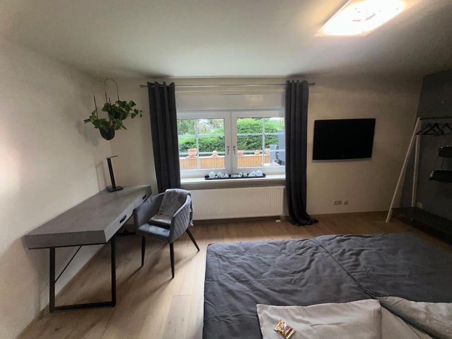Palais -Mehrgehtnicht-Maisonette Grossweitzschen ภายนอก รูปภาพ